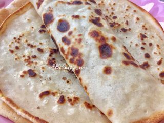 17、快手版老北京春饼（土豆丝卷饼）,卷好开吃