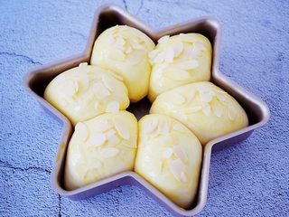 12、六角星面包,撒上杏仁片