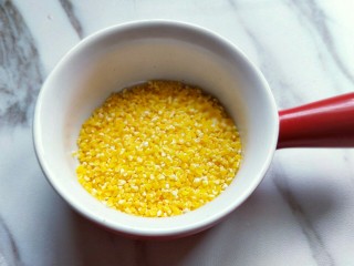 5、腊八节-腊八粥,玉米渣称好。