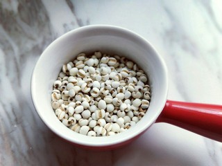 7、腊八节-腊八粥,薏米。