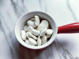 10、腊八节-腊八粥,白芸豆。