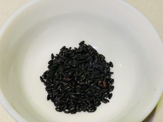 7、腊八粥,黑米