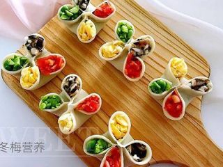 11、四喜饺子，让生活喜气洋洋,四喜蒸饺的生坯就做好了。