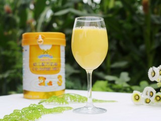 15、好喝到舔杯的奶香玉米汁,来一口吧。