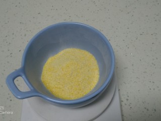 4、粗粮八宝粥,玉米面称好