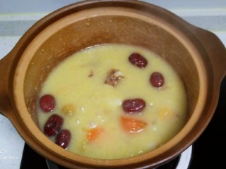 9、粗粮八宝粥,搅拌均匀