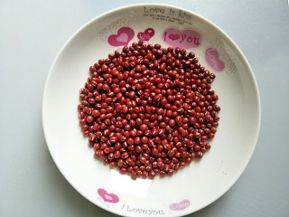 2、血糯米红豆红枣莲子粥,红豆