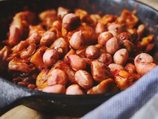 15、宫保鸡丁(无油 健康低脂),加入炒熟的花生米