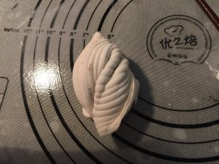 14、贝壳黑芝麻花卷,抽出筷子