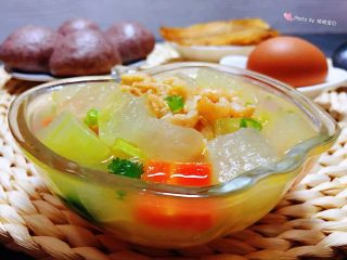 14、冬瓜虾米汤,简单的食材用心去体会也会有很大的收获