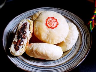 23、中式点心~白酥皮玫瑰鲜花饼（素油版）,23.好香的玫瑰味儿啊