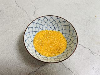 1、玉米渣粥,玉米渣