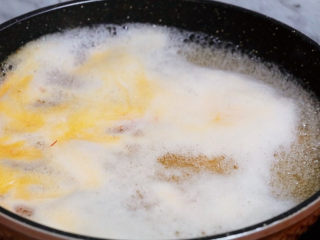 7、潮汕海鲜粥,大火烧开