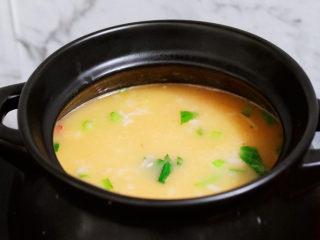 16、潮汕海鲜粥,继续小火煮10-15分钟