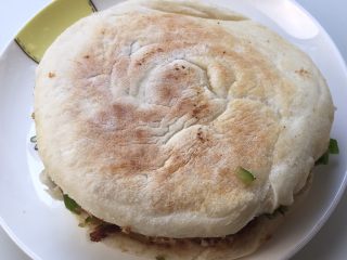 14、肉夹馍,一个肉夹馍完成啦！