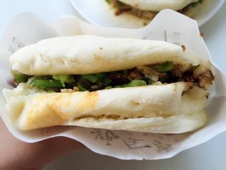 15、肉夹馍,来一口！