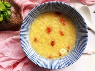 14、苹果小米粥,营养均衡，上桌品尝吧