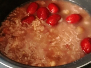 7、腊八粥,加入大枣