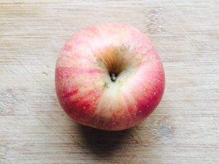 2、百变水果 苹果小米粥,苹果