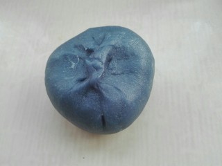 9、梦幻酥,包好，捏紧收口