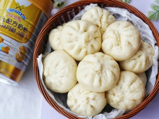 18、韭菜猪肉鸡蛋包子,做好了。