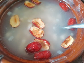 13、鸡肉山药粥,再放入粥里继续煮