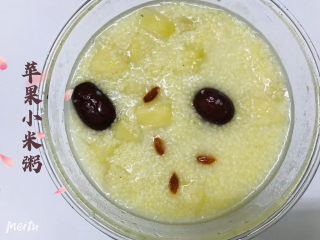 11、苹果小米粥,红枣小米粥完成~