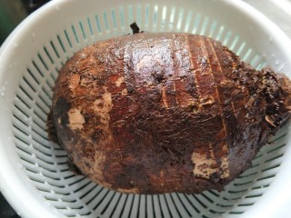 1、香煎芋丝饼,芋头一个，大约500g