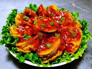 13、#冬日暖心菜#鱼香茄盒,淋上调好的料汁撒上香葱即大功告成了