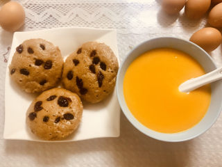 14、蔓越莓红糖发糕,搭配一碗南瓜浓汤，顿时让你感觉整个世界都是美好的❤️