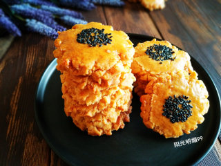 20、芝麻桃酥,成品图。