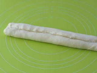 17、米粥吐司,左右各向内折