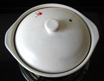 4、山药薏米茯苓粥 ,大火煮开后转小火熬至米烂