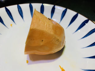 7、红薯南瓜粥,红薯削皮