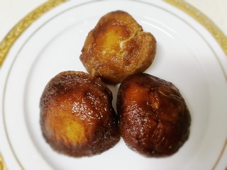 1、香菇滑鸡粥,香菇洗净焯水半分钟。