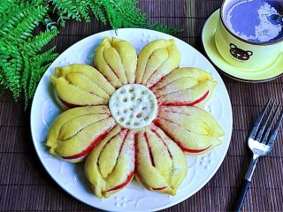 19、花瓣馒头,蒸出来的成品配上紫薯糊当做早餐是个不错的一顿美食,看着这样的馒头心情也会美美的