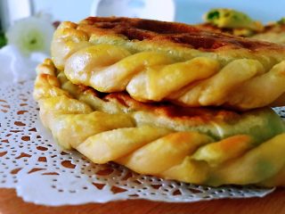 11、韭菜盒子,成品。