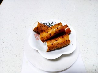 6、小米梨粥,山药洗净切段