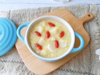 15、山药枸杞粥,全家人都喜欢喝。