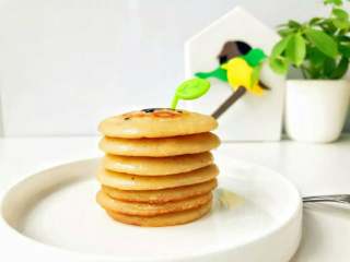 9、宝宝辅食：苹果栗子饼,一下可以吃掉好几个