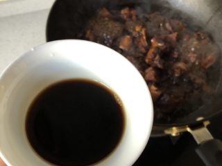 6、小朋友最爱-糖醋排骨,加少许醋调味