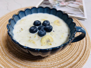 8、牛奶燕麦粥,牛奶燕麦粥成品图