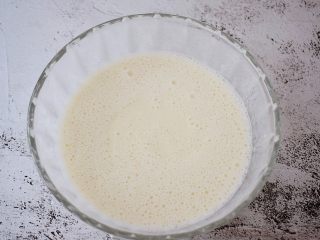 11、煎薄罉,搅拌至无颗粒