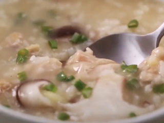 16、香菇滑鸡粥,超鲜美，一口气可以吃好几碗