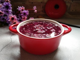 13、紫薯银耳粥,美容养颜饮品哦