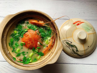 9、潮汕海鲜粥,海鲜粥完成。