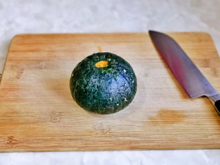 8、红枣南瓜粥,利用这时处理贝贝南瓜。