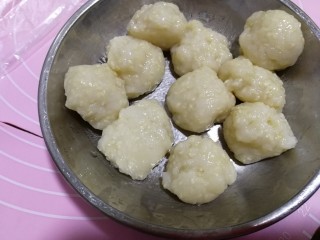 20、中式点心+老婆饼,馅料部分分成10份。