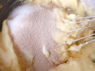 6、山药饼,加酵母