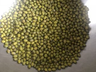 1、绿豆小米粥,绿豆解暑除烦 清热去火